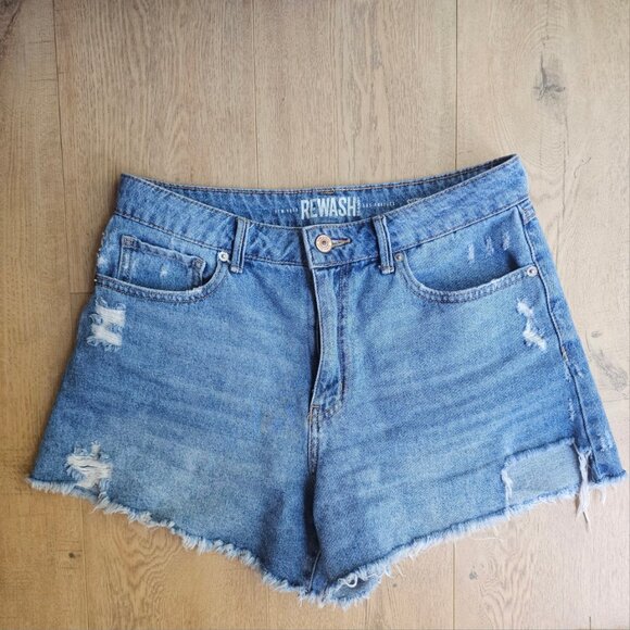 3 pairs Size 6 jean shorts - Picture 2 of 11